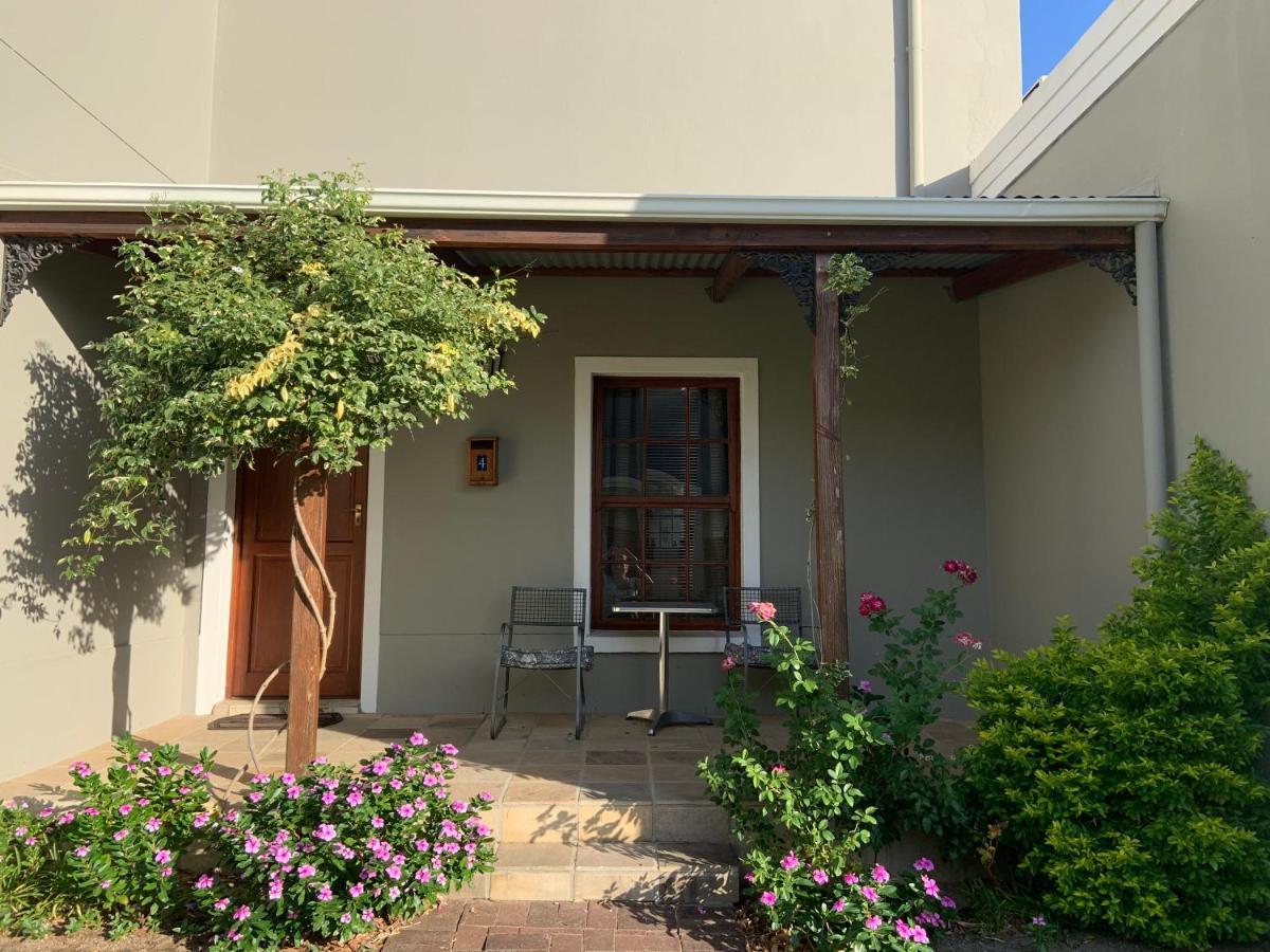 La Gratitude Self Catering Cottage Франшхоек Екстериор снимка