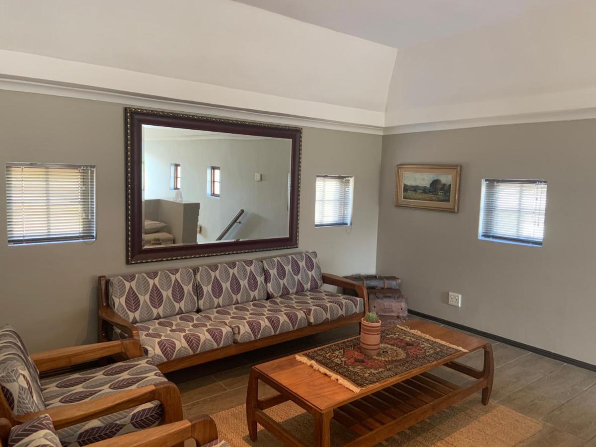 La Gratitude Self Catering Cottage Франшхоек Екстериор снимка