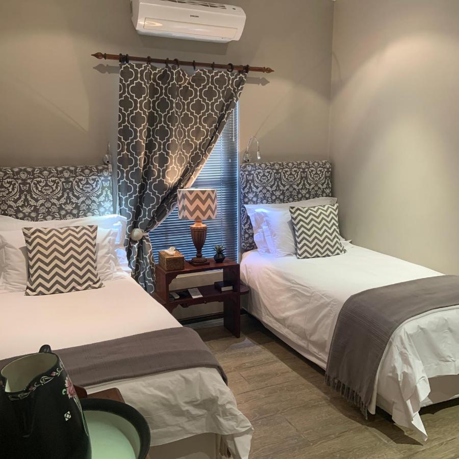 La Gratitude Self Catering Cottage Франшхоек Екстериор снимка