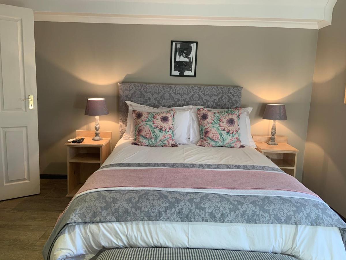 La Gratitude Self Catering Cottage Франшхоек Екстериор снимка